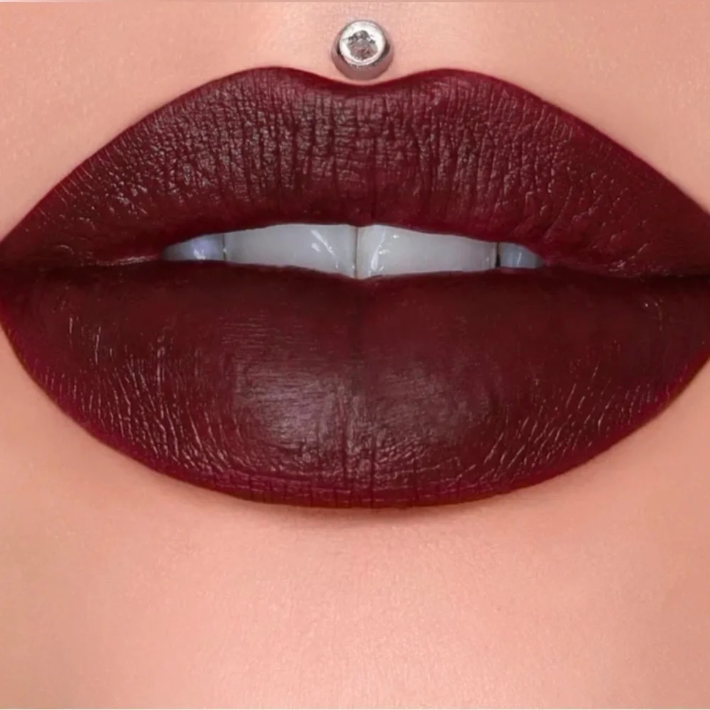 Jeffree Star Velvet Communion Wine 💥Host Pick💥